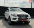 Білий Мерседес М-Клас, об'ємом двигуна 2.99 л та пробігом 235 тис. км за 22999 $, фото 1 на Automoto.ua