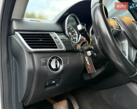 Мерседес М-Класс 2014 в Львове на Automoto.ua Белый Мерседес М-Класс, объемом двигателя 2.99 л и пробегом 279 тыс. км за 22800 $, фото 22 на Automoto.ua