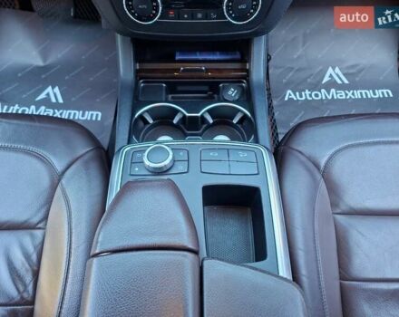 Мерседес М-Класс 2014 в Одессе на Automoto.ua Белый Мерседес М-Класс, объемом двигателя 2.99 л и пробегом 149 тыс. км за 26900 $, фото 16 на Automoto.ua