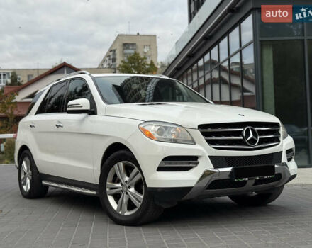 Мерседес М-Класс 2014 в Львове на Automoto.ua Белый Мерседес М-Класс, объемом двигателя 2.99 л и пробегом 279 тыс. км за 22800 $, фото 4 на Automoto.ua