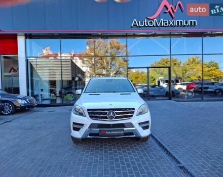 Мерседес М-Класс 2014 в Одессе на Automoto.ua Белый Мерседес М-Класс, объемом двигателя 2.99 л и пробегом 149 тыс. км за 26900 $, фото 1 на Automoto.ua