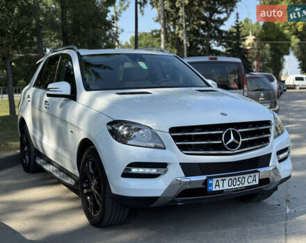 Білий Мерседес М-Клас, об'ємом двигуна 3 л та пробігом 190 тис. км за 21300 $, фото 6 на Automoto.ua