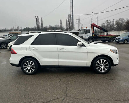 Белый Мерседес М-Класс, объемом двигателя 2.14 л и пробегом 282 тыс. км за 18900 $, фото 19 на Automoto.ua