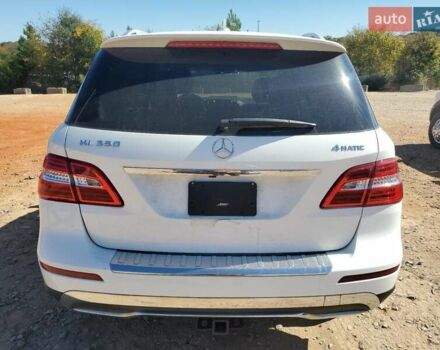 Белый Мерседес М-Класс, объемом двигателя 2.99 л и пробегом 161 тыс. км за 3000 $, фото 5 на Automoto.ua