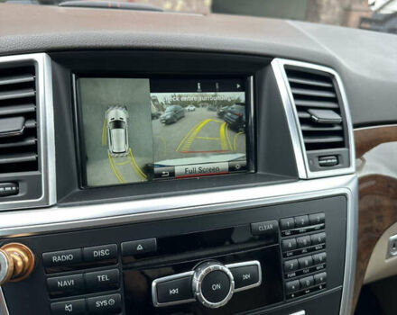 Білий Мерседес М-Клас, об'ємом двигуна 2.99 л та пробігом 130 тис. км за 28777 $, фото 19 на Automoto.ua