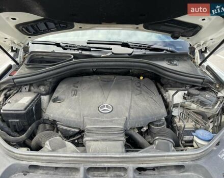 Белый Мерседес М-Класс, объемом двигателя 2.99 л и пробегом 253 тыс. км за 22800 $, фото 31 на Automoto.ua