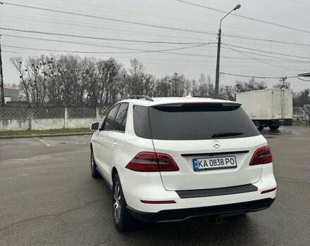 Белый Мерседес М-Класс, объемом двигателя 2.14 л и пробегом 282 тыс. км за 18900 $, фото 6 на Automoto.ua