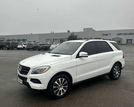 Белый Мерседес М-Класс, объемом двигателя 2.14 л и пробегом 282 тыс. км за 18900 $, фото 2 на Automoto.ua