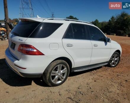 Белый Мерседес М-Класс, объемом двигателя 2.99 л и пробегом 161 тыс. км за 3000 $, фото 2 на Automoto.ua