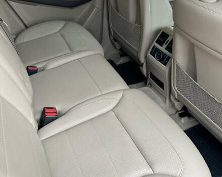 Білий Мерседес М-Клас, об'ємом двигуна 2.99 л та пробігом 130 тис. км за 28777 $, фото 11 на Automoto.ua