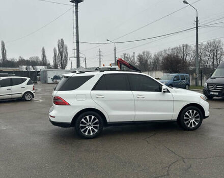 Белый Мерседес М-Класс, объемом двигателя 2.14 л и пробегом 282 тыс. км за 18900 $, фото 9 на Automoto.ua