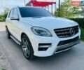 Білий Мерседес М-Клас, об'ємом двигуна 3 л та пробігом 136 тис. км за 31500 $, фото 1 на Automoto.ua