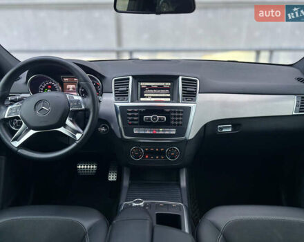 Мерседес М-Класс 2015 в Киеве на Automoto.ua Белый Мерседес М-Класс, объемом двигателя 3 л и пробегом 152 тыс. км за 27900 $, фото 20 на Automoto.ua