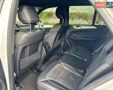 Мерседес М-Класс 2015 в Киеве на Automoto.ua Белый Мерседес М-Класс, объемом двигателя 3 л и пробегом 152 тыс. км за 27900 $, фото 17 на Automoto.ua