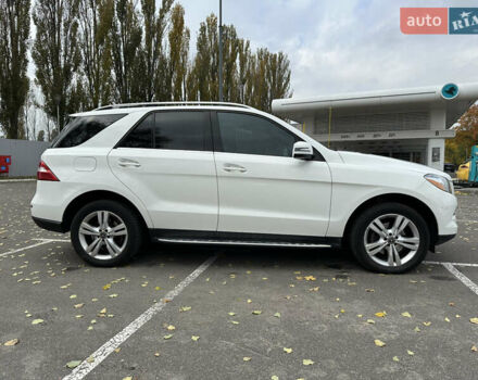 Білий Мерседес М-Клас, об'ємом двигуна 3.5 л та пробігом 196 тис. км за 20900 $, фото 3 на Automoto.ua