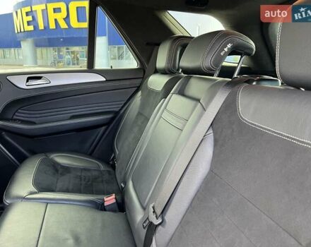 Белый Мерседес М-Класс, объемом двигателя 2.99 л и пробегом 253 тыс. км за 22800 $, фото 18 на Automoto.ua