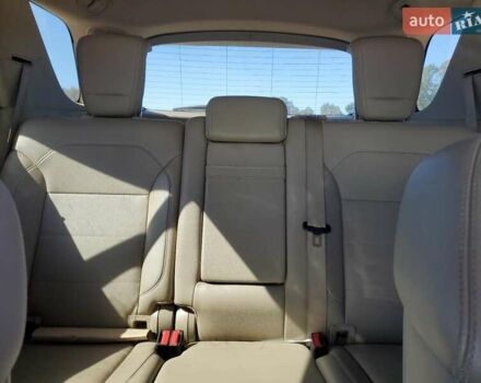 Белый Мерседес М-Класс, объемом двигателя 2.99 л и пробегом 161 тыс. км за 3000 $, фото 9 на Automoto.ua