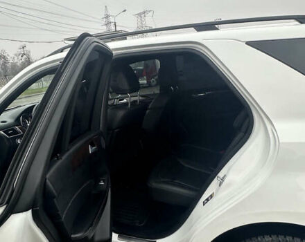 Белый Мерседес М-Класс, объемом двигателя 2.14 л и пробегом 282 тыс. км за 18900 $, фото 38 на Automoto.ua