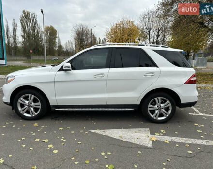 Білий Мерседес М-Клас, об'ємом двигуна 3.5 л та пробігом 196 тис. км за 20900 $, фото 7 на Automoto.ua