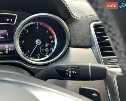 Белый Мерседес М-Класс, объемом двигателя 2.99 л и пробегом 253 тыс. км за 22800 $, фото 41 на Automoto.ua