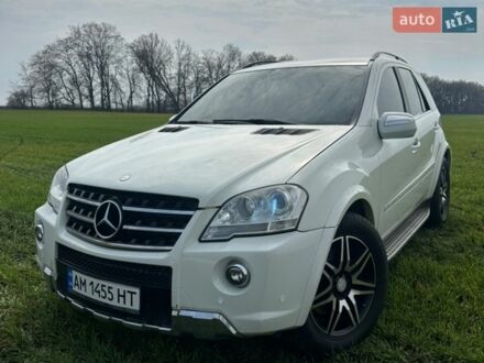 Белый Мерседес М-Класс, объемом двигателя 2.99 л и пробегом 301 тыс. км за 13900 $, фото 1 на Automoto.ua