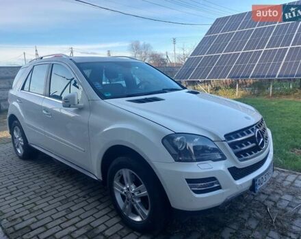 Білий Мерседес М-Клас, об'ємом двигуна 2.99 л та пробігом 221 тис. км за 17800 $, фото 1 на Automoto.ua