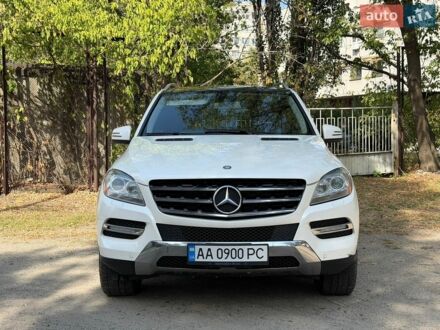Білий Мерседес М-Клас, об'ємом двигуна 3.5 л та пробігом 305 тис. км за 12900 $, фото 1 на Automoto.ua