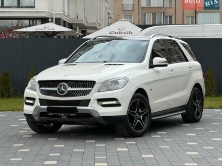 Білий Мерседес М-Клас, об'ємом двигуна 3 л та пробігом 282 тис. км за 15000 $, фото 1 на Automoto.ua