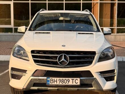 Білий Мерседес М-Клас, об'ємом двигуна 3.5 л та пробігом 235 тис. км за 14600 $, фото 1 на Automoto.ua