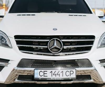 Білий Мерседес М-Клас, об'ємом двигуна 2.99 л та пробігом 153 тис. км за 23700 $, фото 1 на Automoto.ua