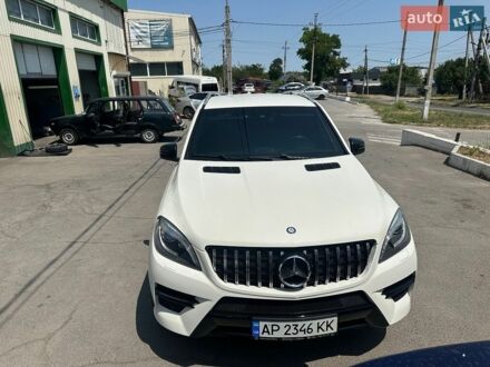 Белый Мерседес М-Класс, объемом двигателя 2.99 л и пробегом 232 тыс. км за 17500 $, фото 1 на Automoto.ua