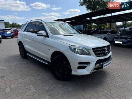 Мерседес М-Класс 2012 в Кривом Роге на Automoto.ua Белый Мерседес М-Класс, объемом двигателя 2.2 л и пробегом 231 тыс. км за 19999 $, фото 1 на Automoto.ua