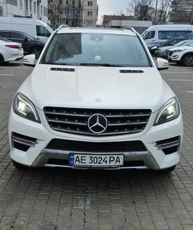 Білий Мерседес М-Клас, об'ємом двигуна 2.99 л та пробігом 185 тис. км за 24000 $, фото 1 на Automoto.ua