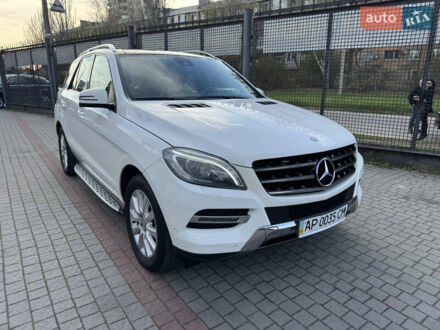 Мерседес М-Класс 2013 в Запорожье на Automoto.ua Белый Мерседес М-Класс, объемом двигателя 3 л и пробегом 120 тыс. км за 22500 $, фото 1 на Automoto.ua
