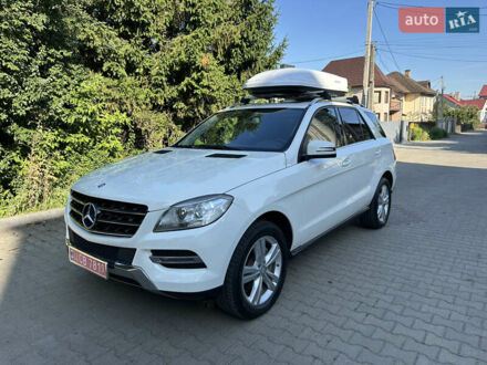 Мерседес М-Класс 2013 в Черновцах на Automoto.ua Белый Мерседес М-Класс, объемом двигателя 0 л и пробегом 300 тыс. км за 19999 $, фото 1 на Automoto.ua