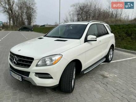 Мерседес М-Класс 2013 в Киеве на Automoto.ua Белый Мерседес М-Класс, объемом двигателя 2.99 л и пробегом 342 тыс. км за 19400 $, фото 1 на Automoto.ua
