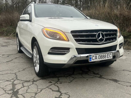 Белый Мерседес М-Класс, объемом двигателя 3 л и пробегом 210 тыс. км за 20500 $, фото 1 на Automoto.ua