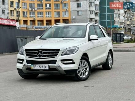 Білий Мерседес М-Клас, об'ємом двигуна 2.99 л та пробігом 190 тис. км за 26500 $, фото 1 на Automoto.ua