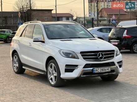 Белый Мерседес М-Класс, объемом двигателя 3 л и пробегом 232 тыс. км за 22000 $, фото 1 на Automoto.ua