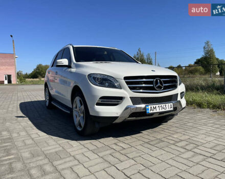 Білий Мерседес М-Клас, об'ємом двигуна 2.99 л та пробігом 158 тис. км за 22500 $, фото 1 на Automoto.ua