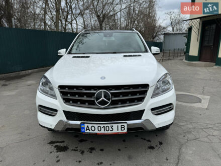 Белый Мерседес М-Класс, объемом двигателя 2.99 л и пробегом 270 тыс. км за 21500 $, фото 1 на Automoto.ua