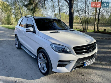 Мерседес М-Клас 2014 у Харкові на Automoto.ua Білий Мерседес М-Клас, об'ємом двигуна 2.14 л та пробігом 98 тис. км за 27400 $, фото 1 на Automoto.ua