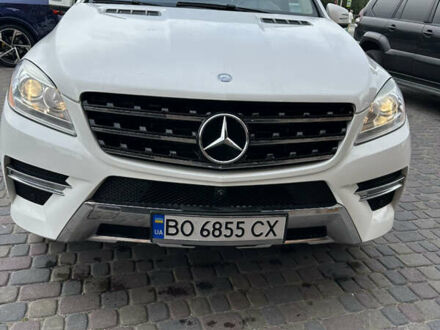 Білий Мерседес М-Клас, об'ємом двигуна 2.99 л та пробігом 130 тис. км за 28777 $, фото 1 на Automoto.ua
