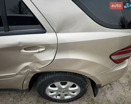 Бежевый Мерседес М-Класс, объемом двигателя 3 л и пробегом 289 тыс. км за 5300 $, фото 15 на Automoto.ua