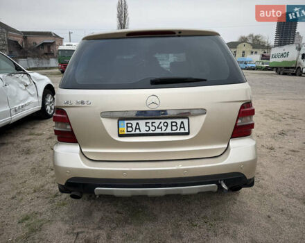 Бежевый Мерседес М-Класс, объемом двигателя 3 л и пробегом 289 тыс. км за 5300 $, фото 5 на Automoto.ua