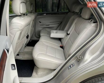 Бежевый Мерседес М-Класс, объемом двигателя 3.5 л и пробегом 167 тыс. км за 11750 $, фото 21 на Automoto.ua