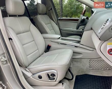 Бежевый Мерседес М-Класс, объемом двигателя 3.5 л и пробегом 167 тыс. км за 11750 $, фото 26 на Automoto.ua