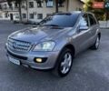 Бежевый Мерседес М-Класс, объемом двигателя 3.5 л и пробегом 235 тыс. км за 10200 $, фото 1 на Automoto.ua