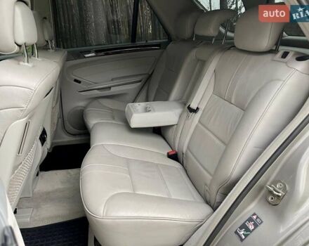 Мерседес М-Клас 2009 у Києві на Automoto.ua Бежевий Мерседес М-Клас, об'ємом двигуна 3.5 л та пробігом 167 тис. км за 11700 $, фото 37 на Automoto.ua