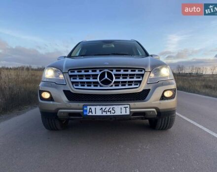 Бежевий Мерседес М-Клас, об'ємом двигуна 3.5 л та пробігом 178 тис. км за 13500 $, фото 11 на Automoto.ua